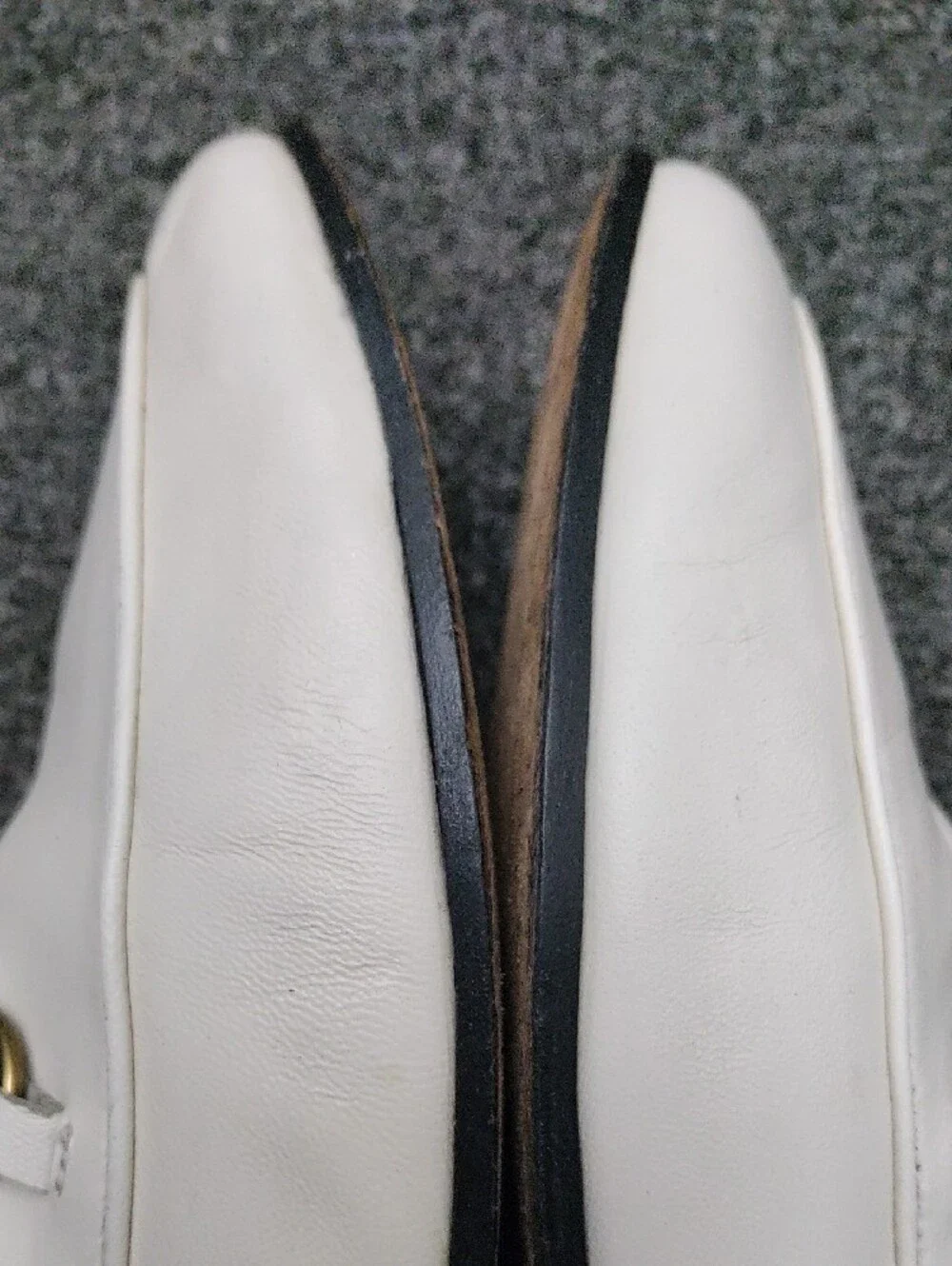Gucci White Leather Horsebit Slip-On Loafers